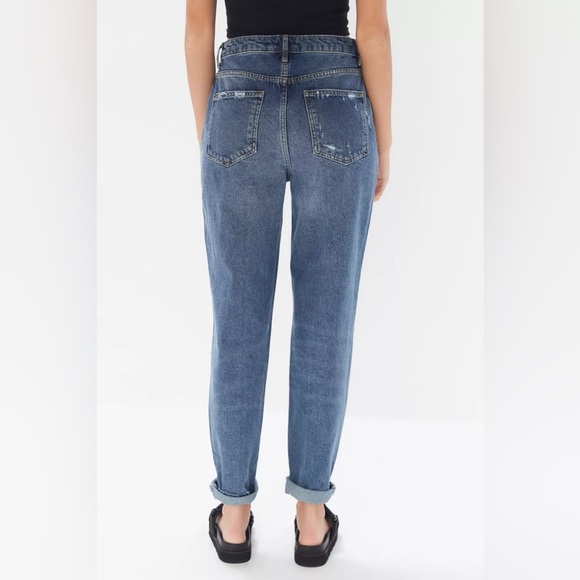 Urban Outfitters BDG Mom Jean – Tinted Denim W26 - Picture 4 of 7